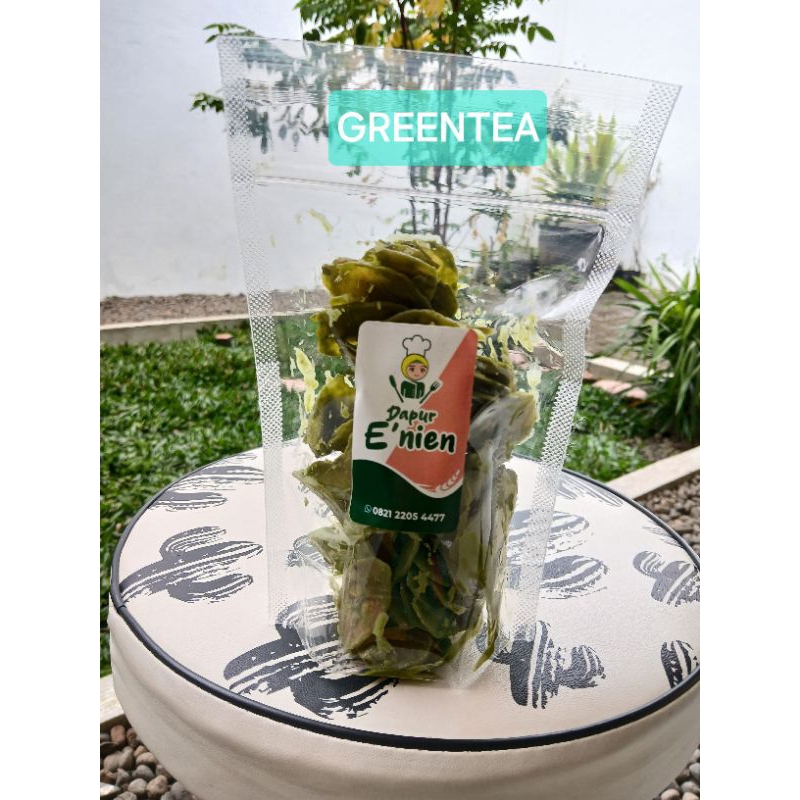 

kripik pisang rasa green tea