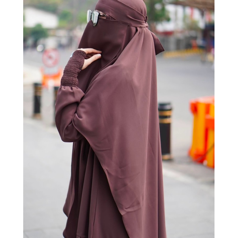 UMMAIRA NWT FK RUBY SAPPHIRE PRELOVED FK MISS PLEATS