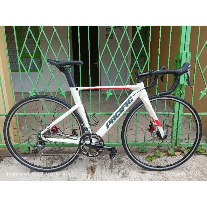 sepeda roadbike Pacific Paradox R5 allu carbon size 50