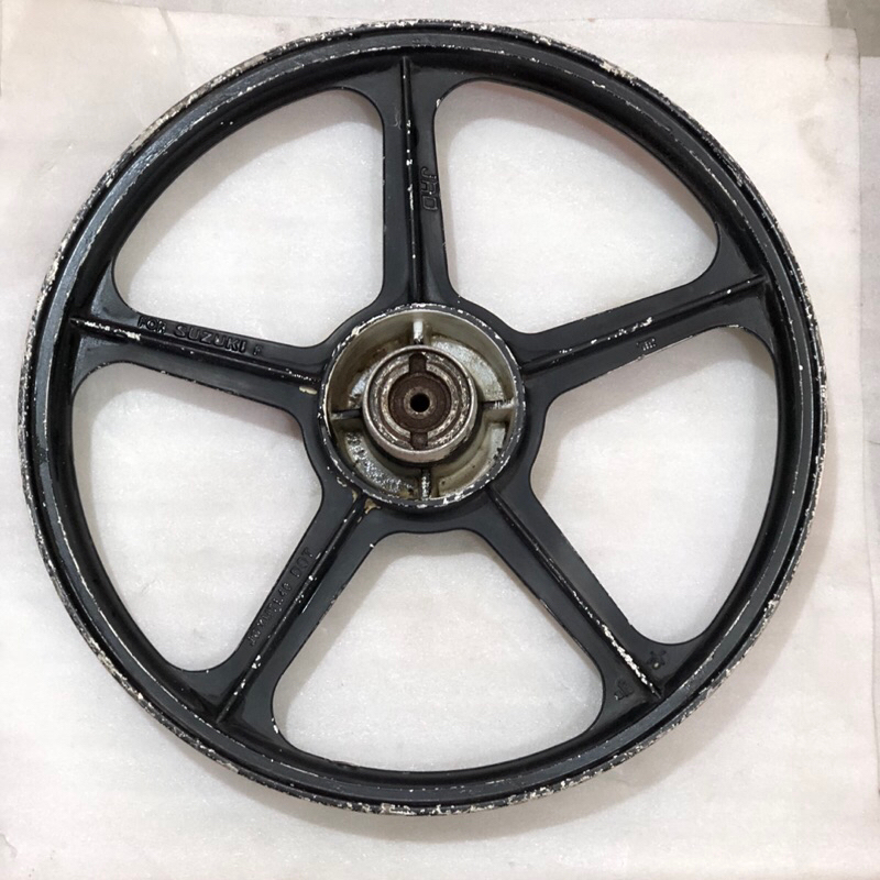 PELEK VELG DEPAN ORIGINAL JRD SUZUKI NO BALING BEARING SEMUA AMAN JRD SUZUKI STANDAR ORIGINAL