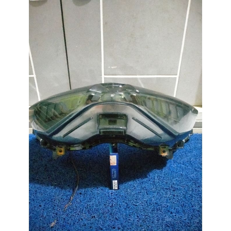 stoplamp/lampu belakang NMAX NEW original