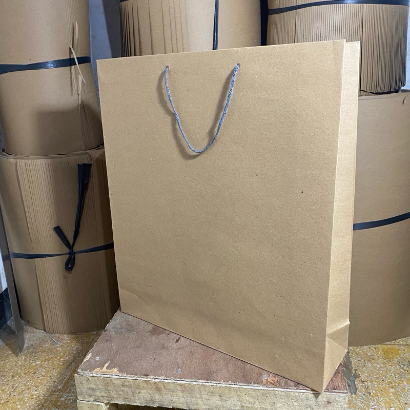 

Paperbag Polos Coklat Ukuran 35x10x40 Gsm 200 (Paket 12pcs) |Tas Kado |Tas Souvenir |Tas Florist |Tas buket |Tas Bunga