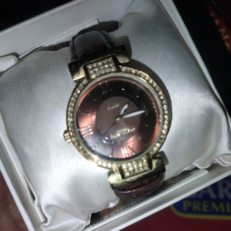 Jam Tangan Oriflame edisi terbatas