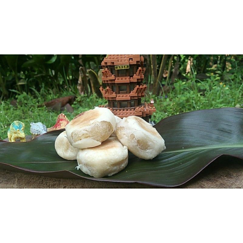 

Bakpia Lancar Abadi kacang hijau asli