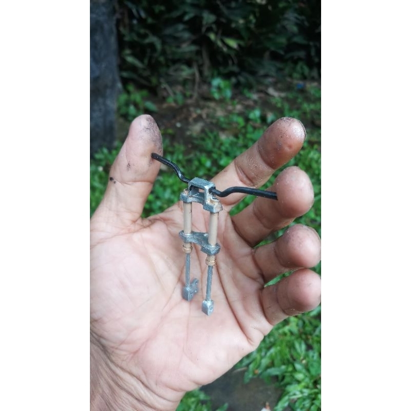 miniatur shock upside down trail