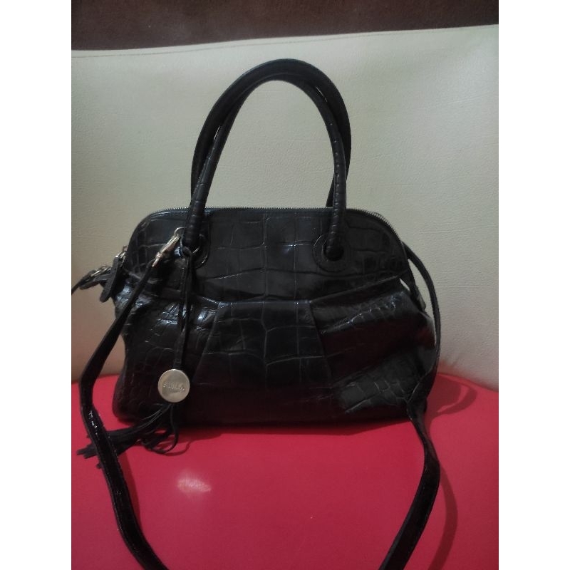 sling bag furla preloved