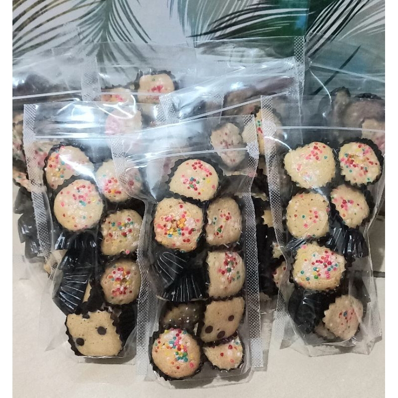 

CEMILAN KUE BOLU JADUL MINI KERING