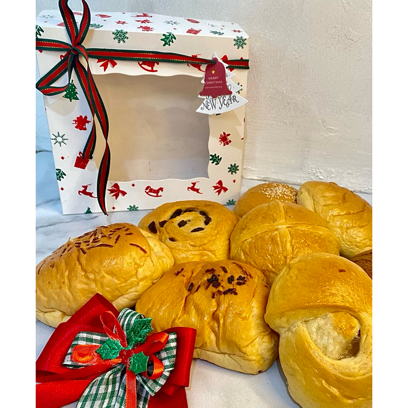 

Roti Manis / Roti Isi Hampers Natal Tahun Baru isi 6