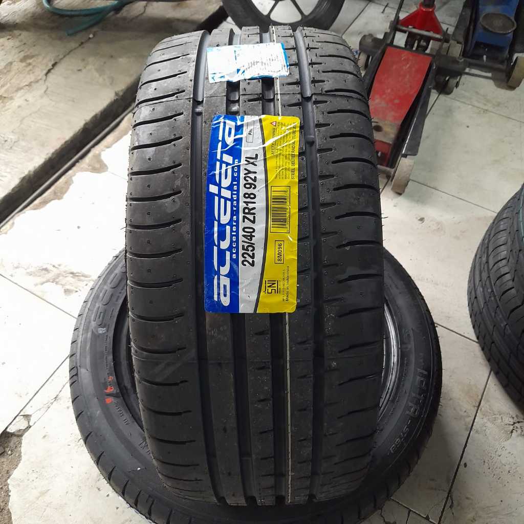 BAN TUBLES 225 40 R18 92Y XL ACCELERA PHI - BAN R18 225/40