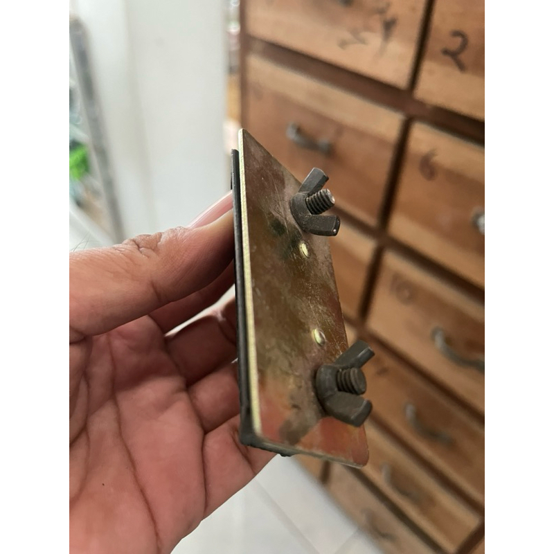 Tatakan asah pisau pasah