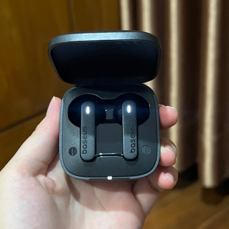 Baseus Bowie E16 TWS Earphone Earbuds Headset Wireless Hitam Black Preloved Second Bekas Secondhand 