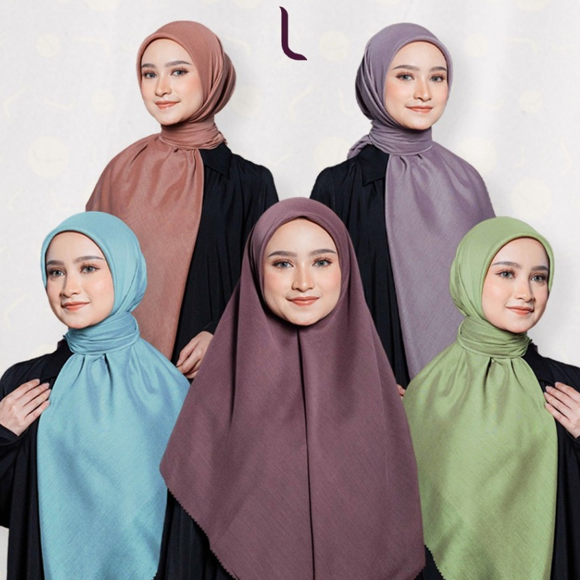 Elzatta Jilbab Segi Empat Scarf Polos Premium Obelia Naima