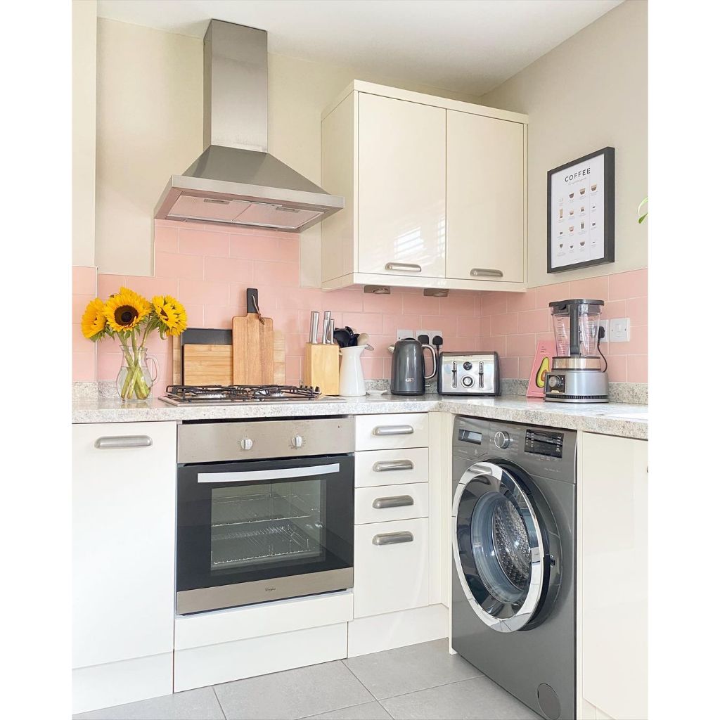 Mustika Pink Glossy No Bevel 10x20 cm - Keramik Kitchen Set Keramik Dinding Interior - Dinding Dapur