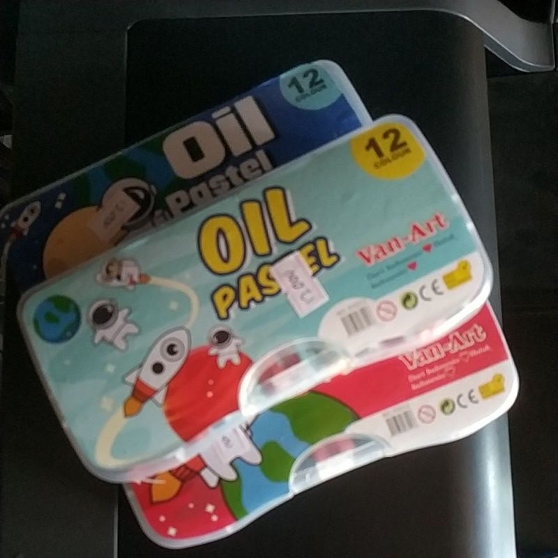

Crayon Oil Pastel 12 Warna | Hikmat ATK