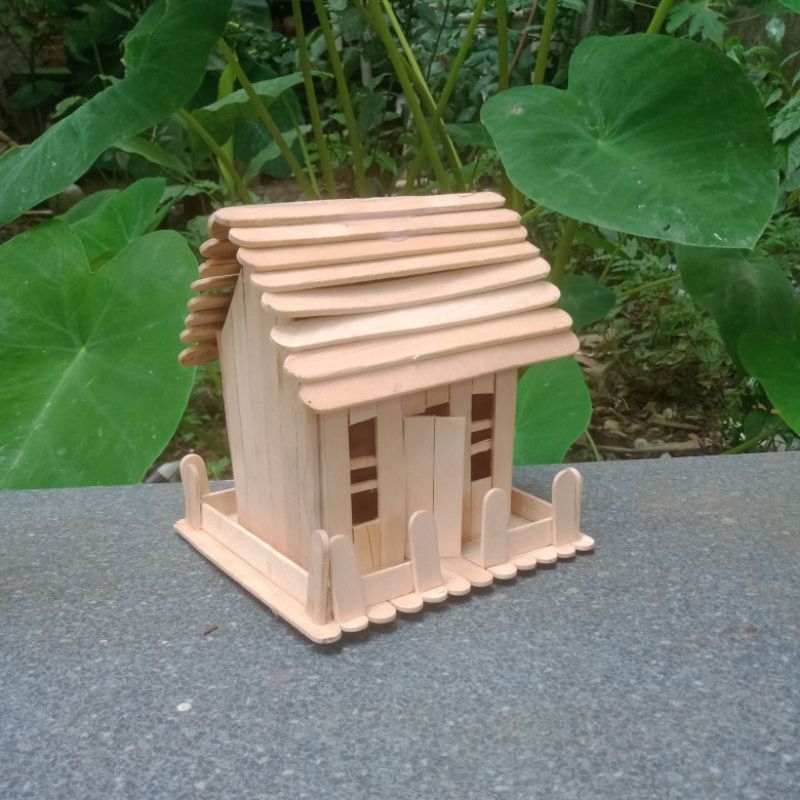 miniatur rumah stik es krim kecil