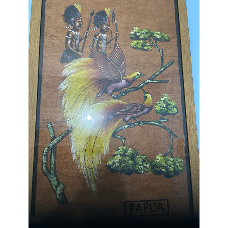 lukisan cendrawasih asli Papua jayapura dari kulit kayu
