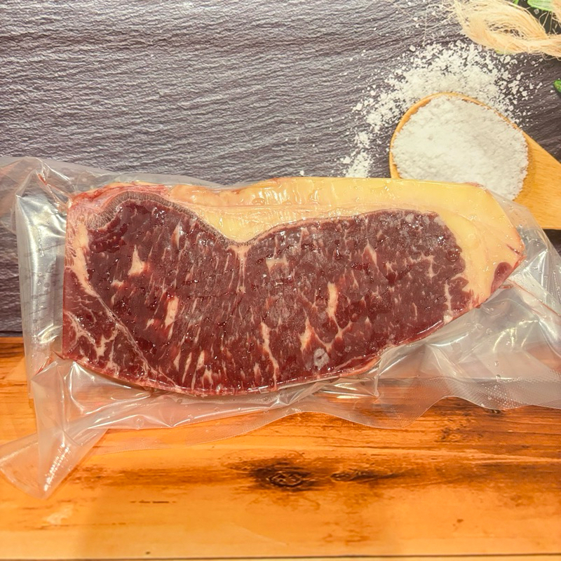 

Beef Striploin Aus 200gr -/+