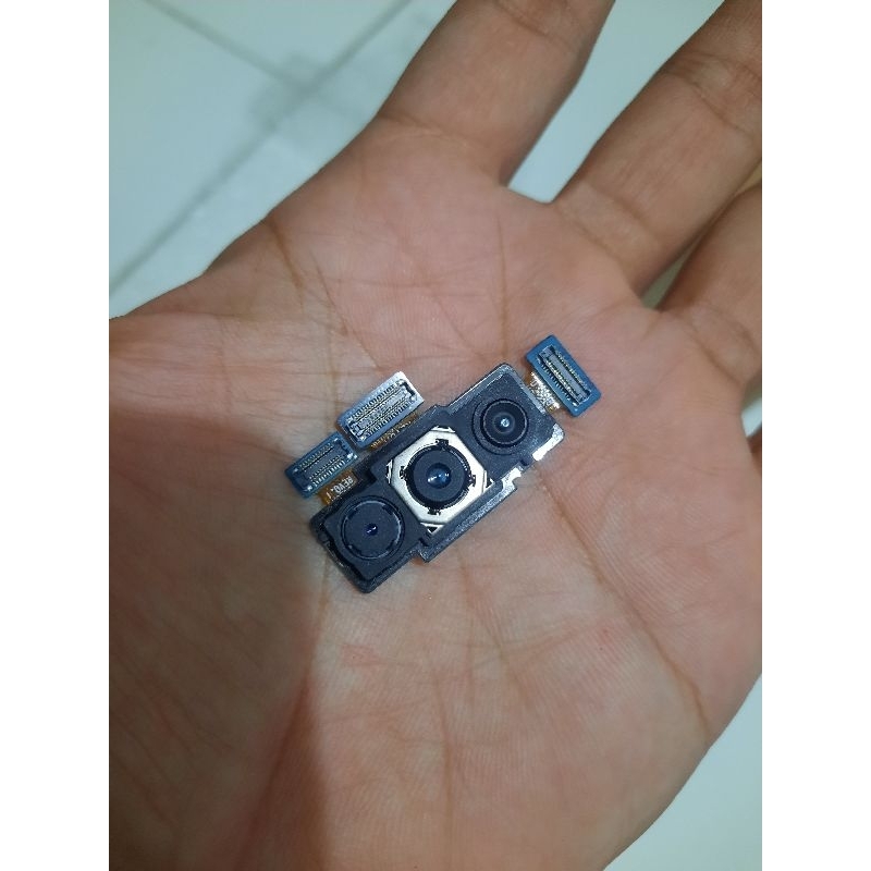 kamera belakang samsung  a50
