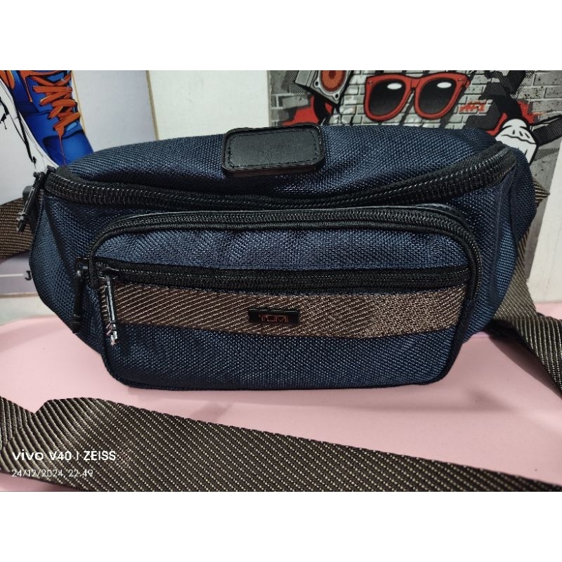 Tas WB Waistbag Tumi Preloved HARGA PROMO WEEKEND 1 HARI