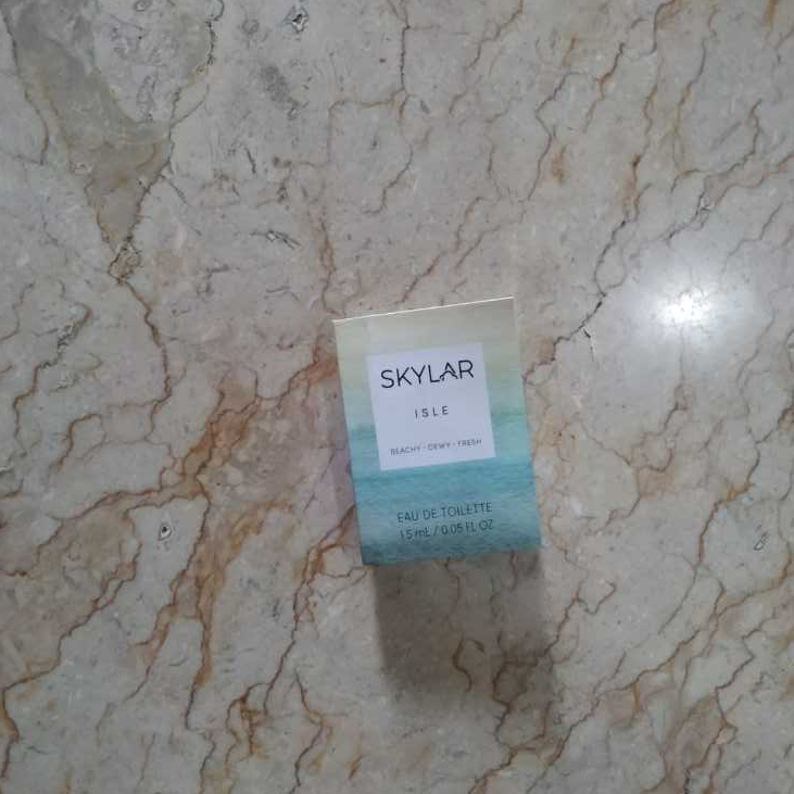 vial isle Skylar try sample perfume mini travel size