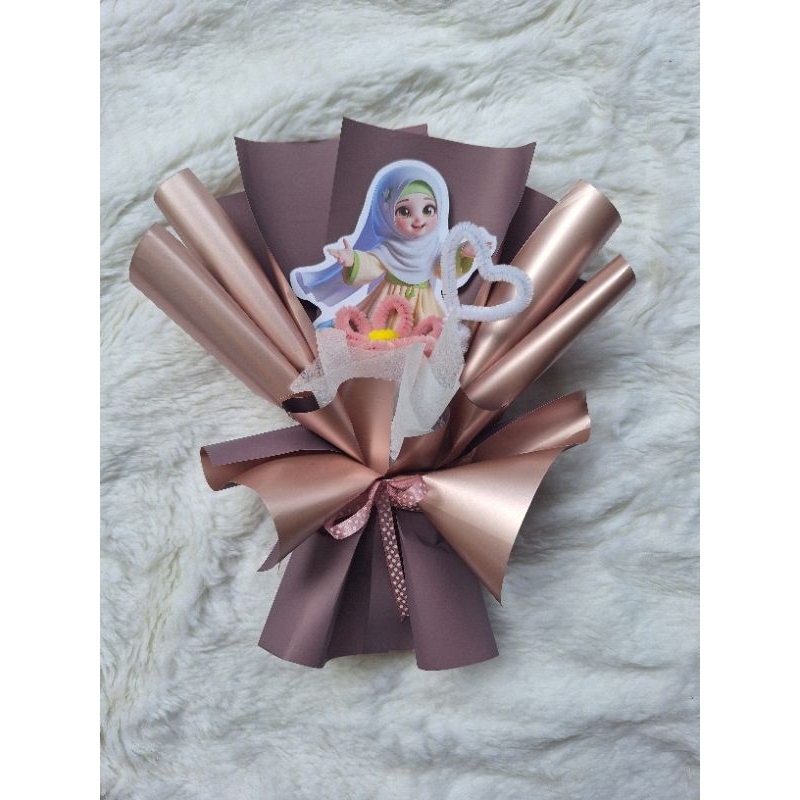 

buket wisuda | buket topper | buket perpisahan | bisa instan| Free plastik kemas per buket