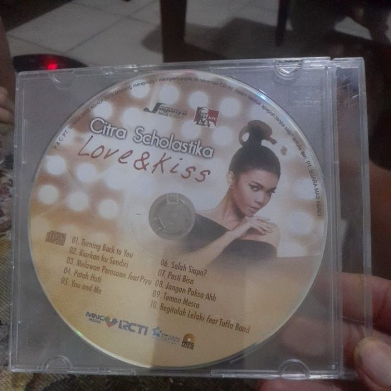 cd musik citra scholastika love&kiss no cover (CD776)