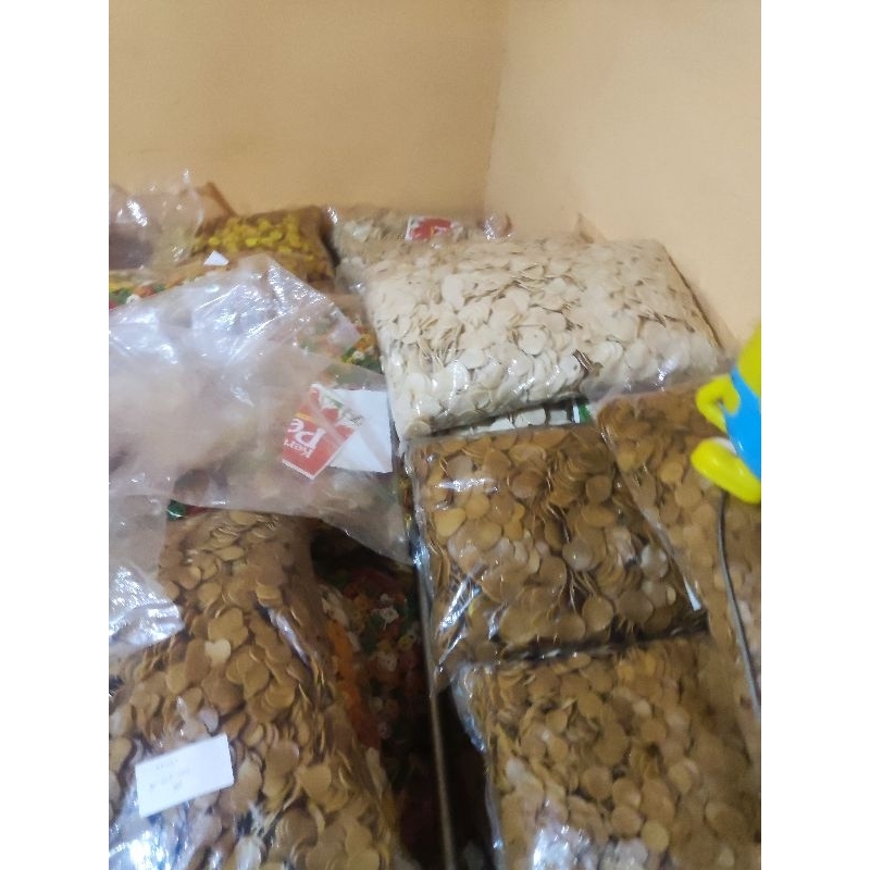 

Kerupuk Pelangi Mentah Siap Goreng