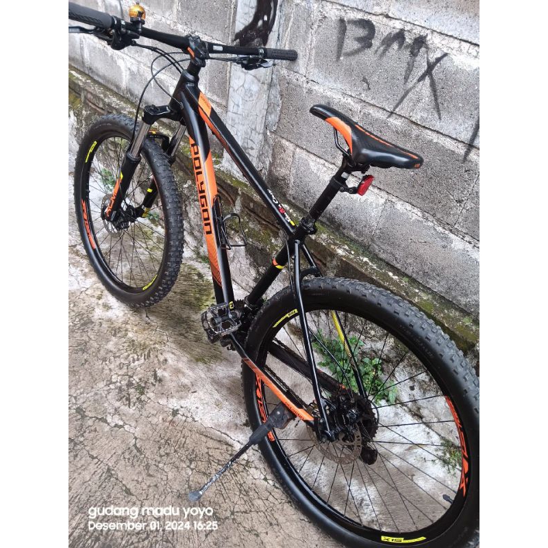 sepeda polygon primer5