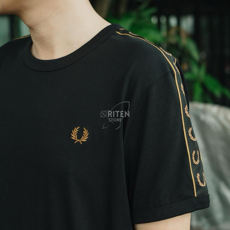 Fred Perry Contrast Gold Ringer Tee Black Original / Baju Kaos Fredperry Authentic