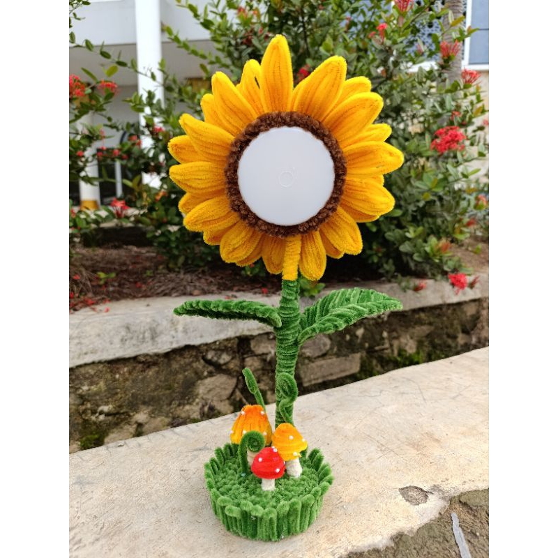 Sun Flower Lamp Pipercleaner / lampu bunga matahari / lampu kawat bulu / Bunga Matahari / Lampu Hias