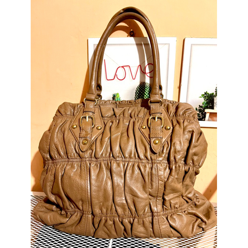 Hobo Brera Italy cakep