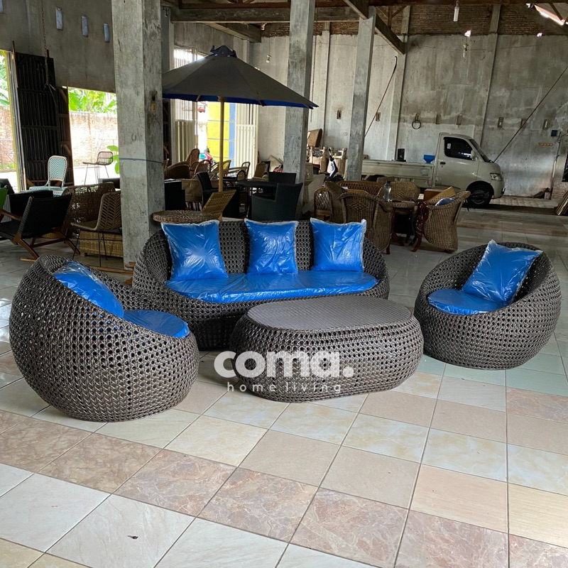 Set Sofa Tamu Outdoor Rotan Sintetis / Set Kursi Tamu Outdoor Rotan Sintetis / Kursi Santai Kolam Re