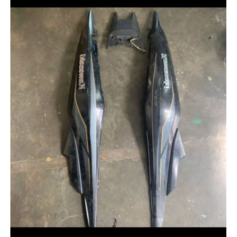 Cover bodi belakang plus covertail Kawasaki ZX 130 cc kawasaki  130cc original copotan
