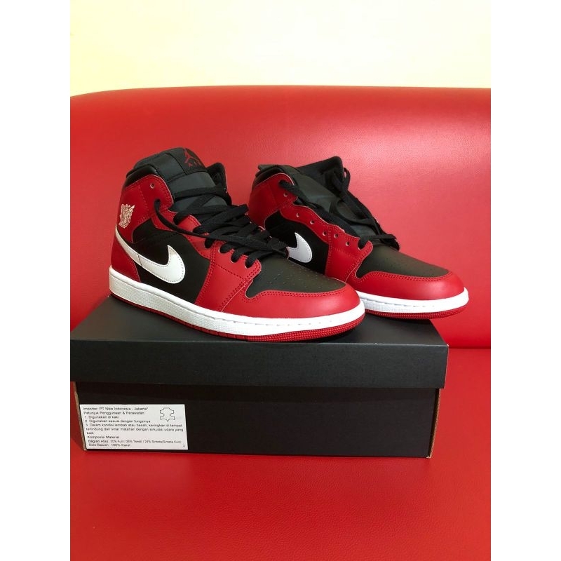 AIR JORDAN 1 MID BLACK GYM RED