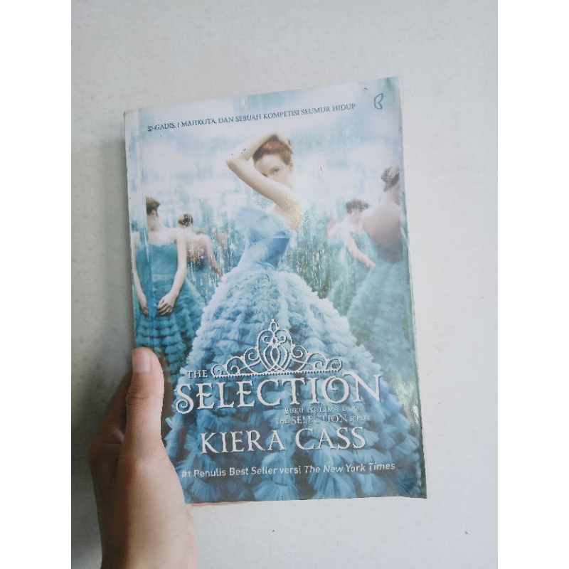 Prelove novel "The Selection" Kiera Cass