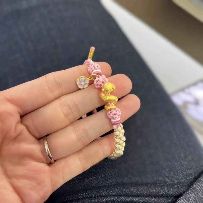 charm liontin shio ular Gelang Emas dengan Bunga dan Pasangan Bulat 24k hongkong 999