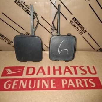 Cover tutup derek towing bemper belakang 52164 - BZ170 CALYA SIGRA 2017 - 2019. ORIGINAL