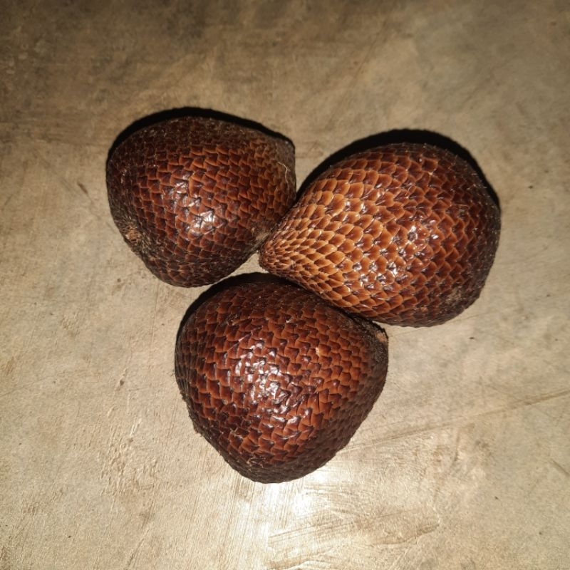 

3 kg SALAK PONDOH