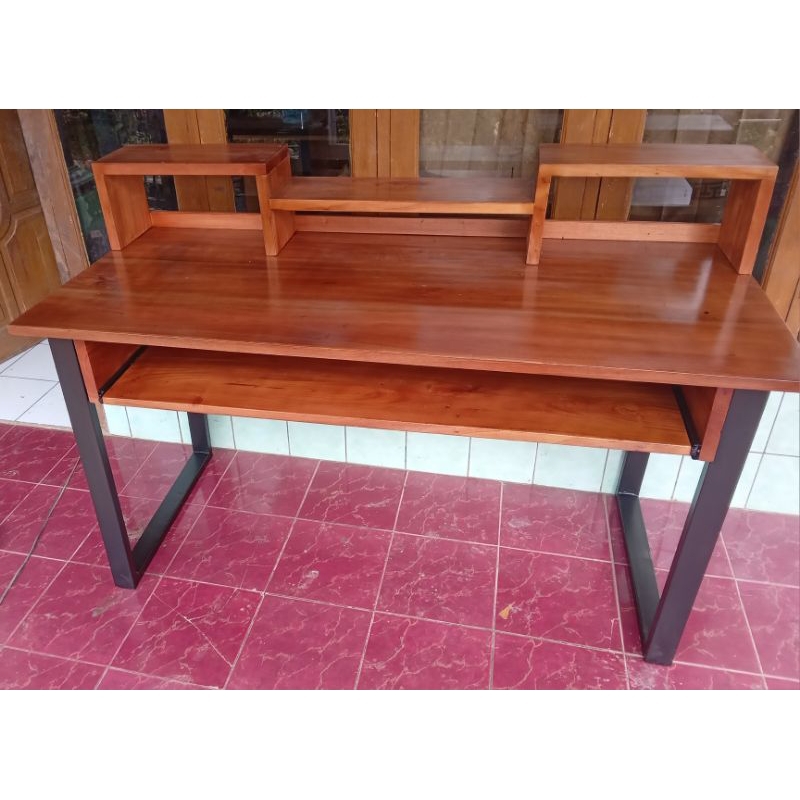 meja studio musik recording,home recording,editing,keyboard midi