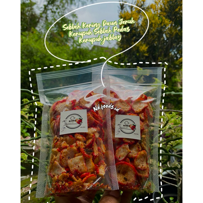 

krupuk seblak/seblakkering/krupuk pedas/krupukjablay/makananpedas/camilanpedas