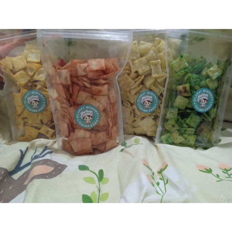 

kripik pangsit 4 rasa beli 4 lebih hemat