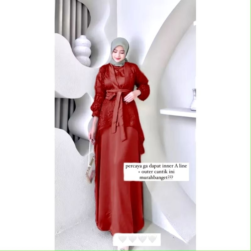 gaun pesta merah maroon