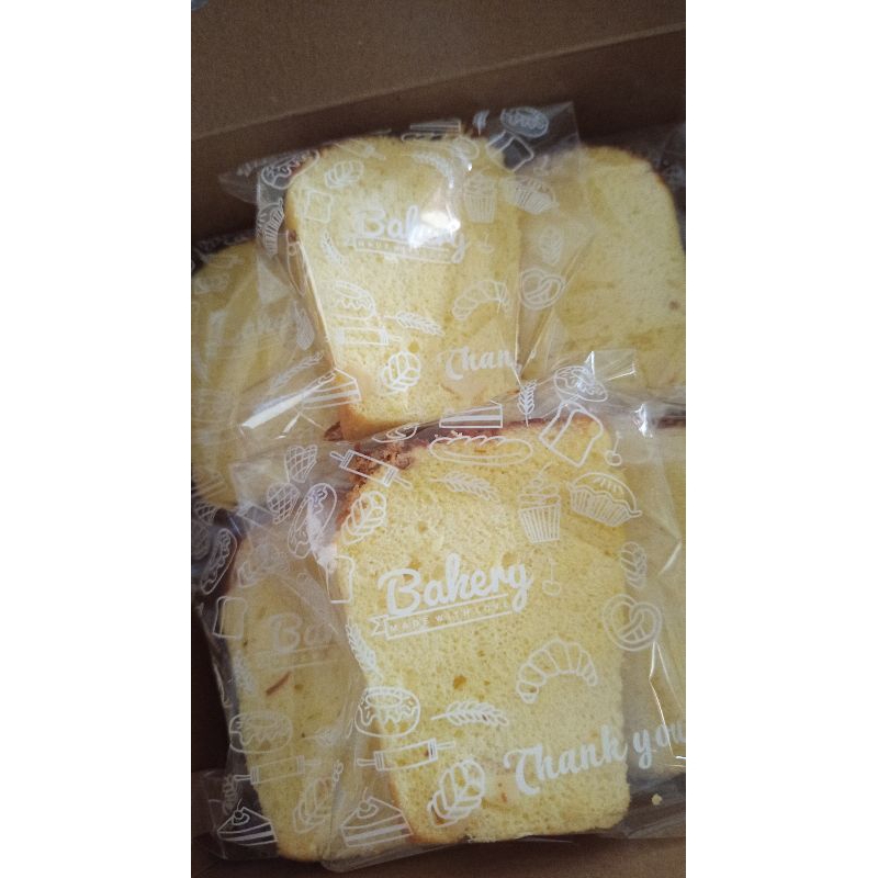 

Chiffon pandan slice