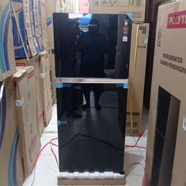 KULKAS POLYTRON 2 PINTU TANPA BUNGA ES KULKAS POLYTRON 2 PINTU PRW 25 MNX FREE ONGKIR SERANG KOTA