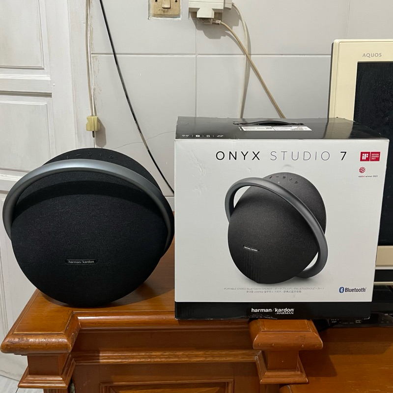 Harman Kardon Onyx Studio 7 second