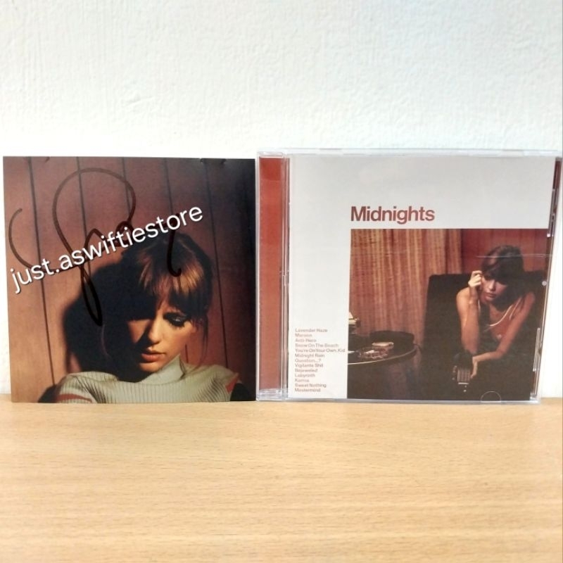 [SIGNED] Taylor Swift Signed Midnights CD Official Merch Merchandise Import Album Moonstone Blood Mo