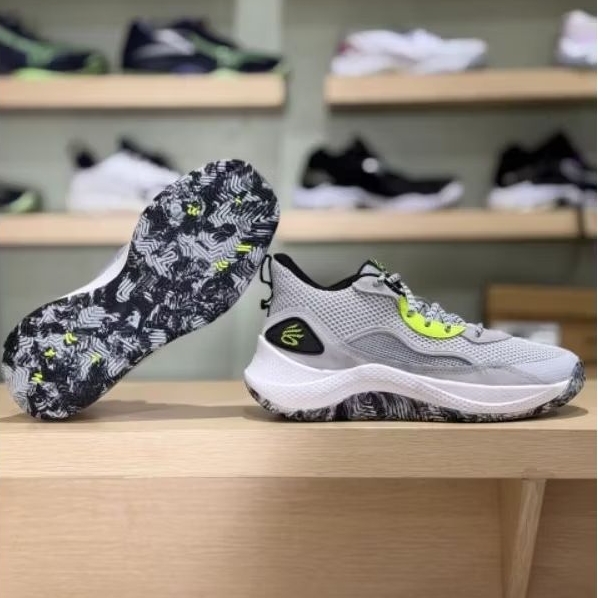 SEPATU VOLI DAN BASKET UA CURRY ORIGINAL