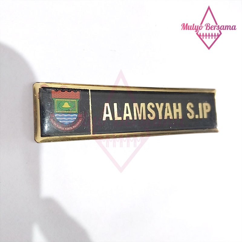 

Papan Nama Dada Custom Logo Name Tag Logo Daerah - Mulyo Bersama