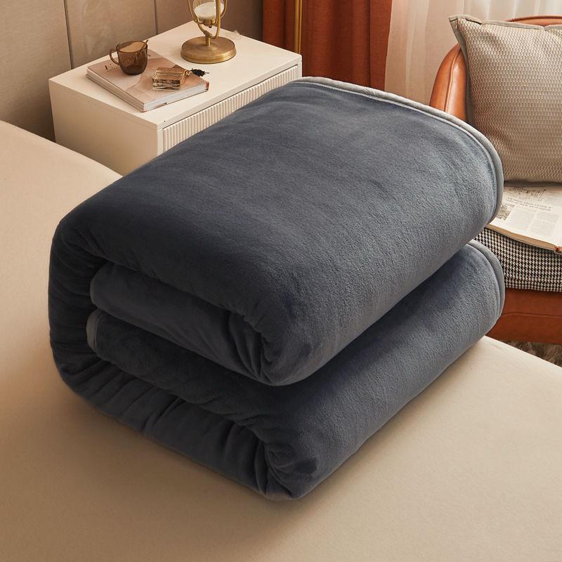 Selimut Bulu Tebal Dewasa Polos Hotel 150x200