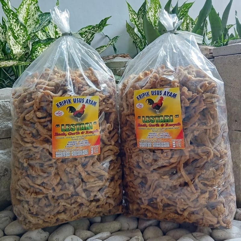 

READY KERIPIK USUS KEMASAN 1 KG SUPER GURIH DAN RENYAH BEST SELLER JAJANAN SNACK LEBARAN